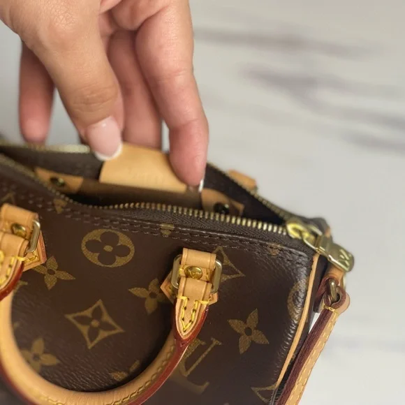 SOLD - Authentic Nano Speedy ❤️ - Picture 6 of 7